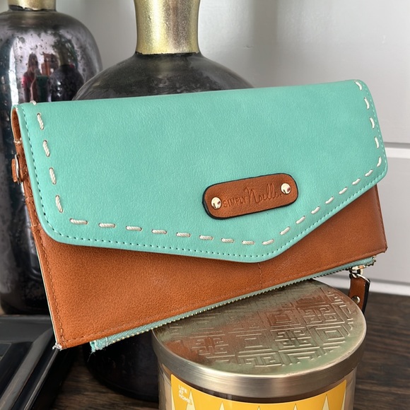 SIMPLY NOELLE Wallet Turquoise/Brown, with ivory stitching - Picture 8 of 12
